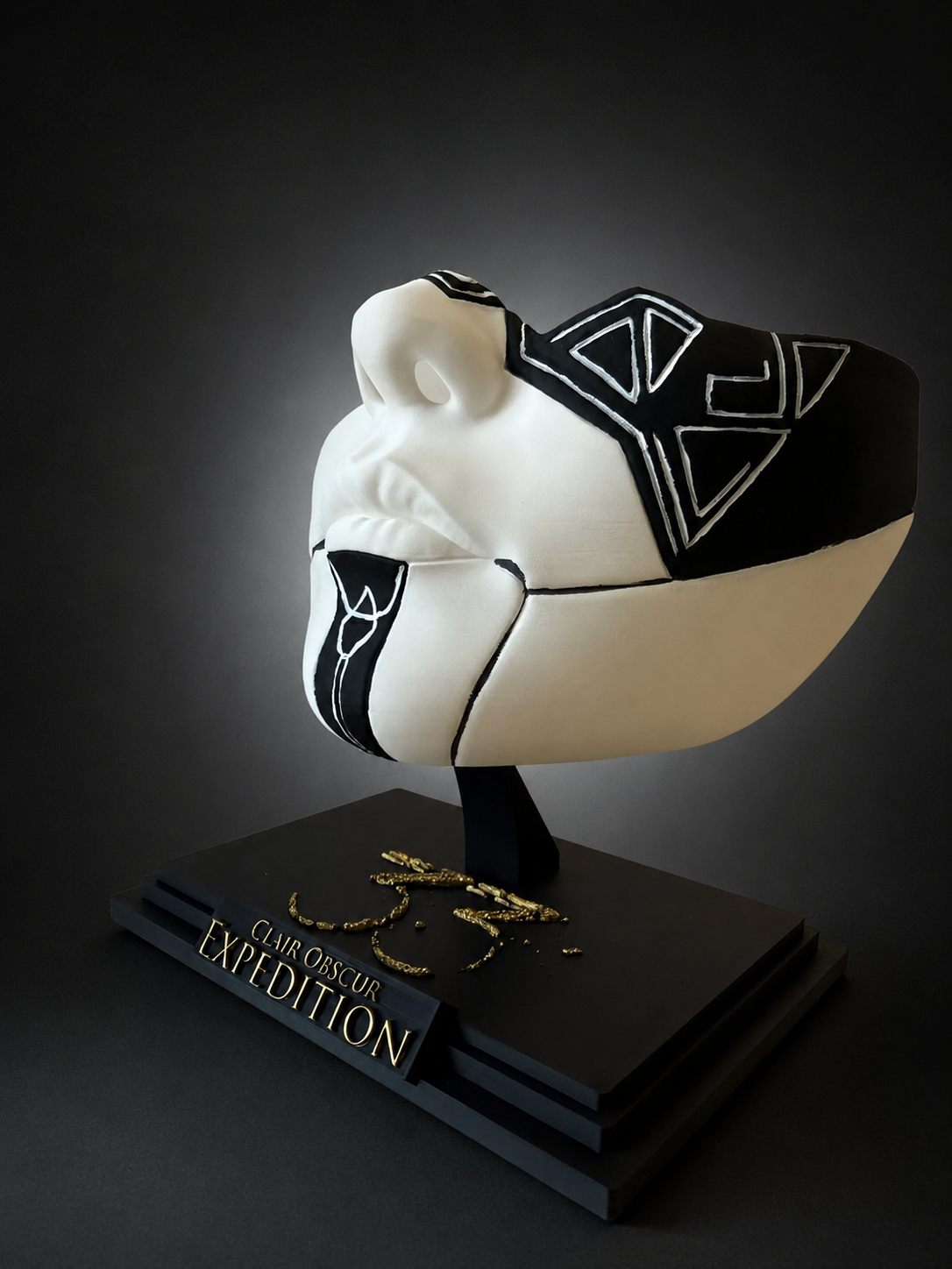 Alicia Mask Display – Clair Obscur Expedition 33 Inspired 3D Printed Hand Painted Collectible