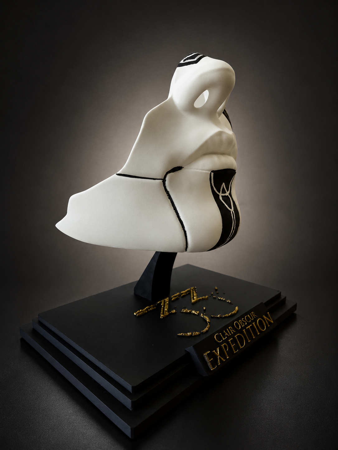 Alicia Mask Display – Clair Obscur Expedition 33 Inspired 3D Printed Hand Painted Collectible